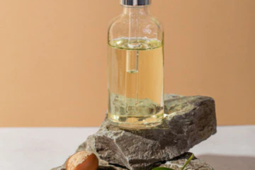 Discover the Power of Jojoba in Hair Products